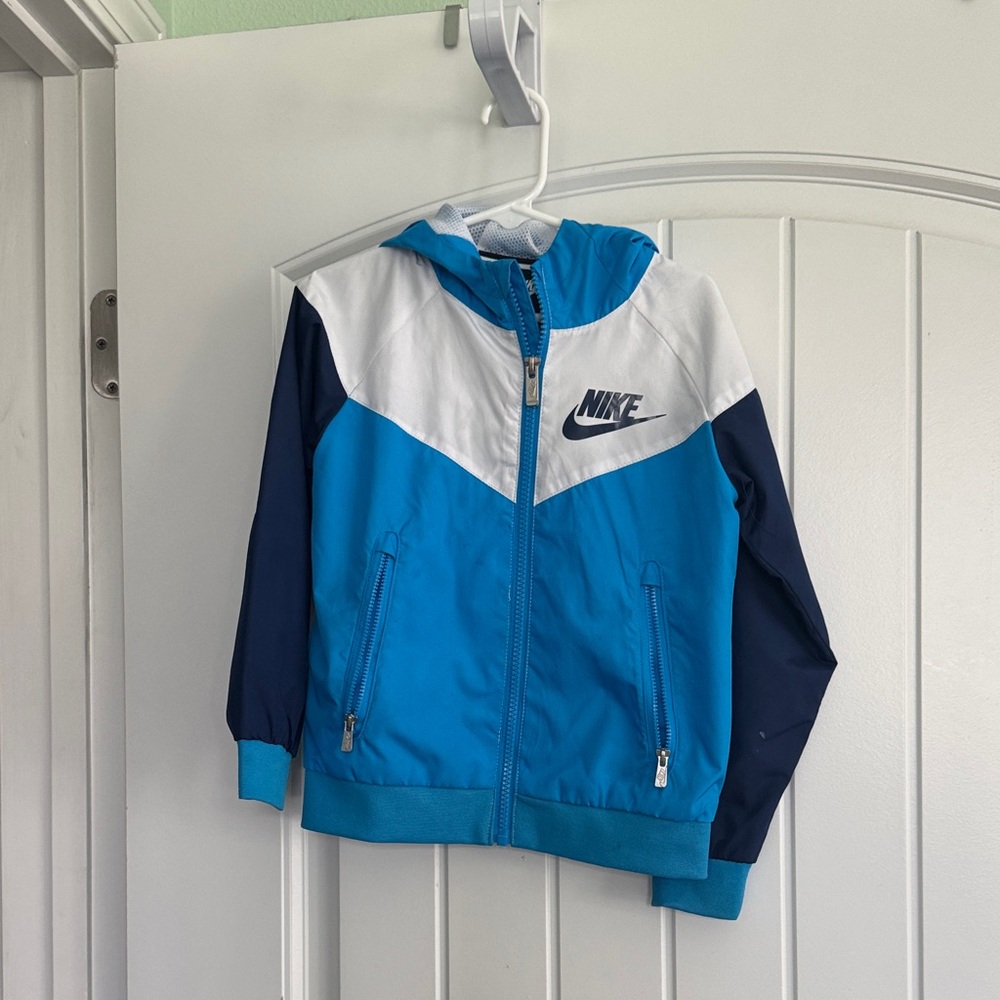 Nike Tri-Color Hooded windbreaker Jacket in Blue and White